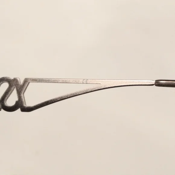 Yves Saint Laurent 1990 Women's Vintage Sunglasses - Picture 14 of 16